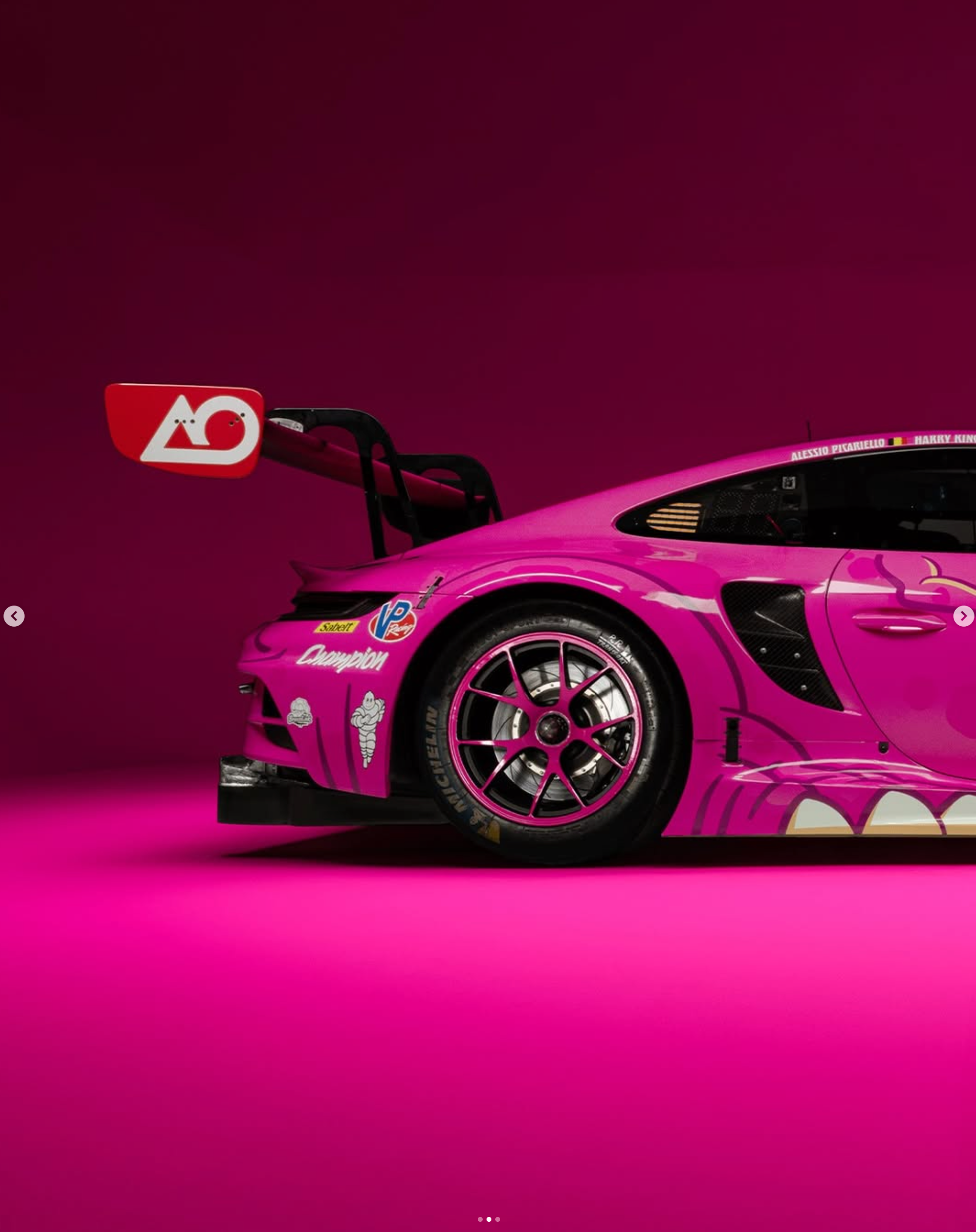 Porsche 911 GT3R 'Roxy' - Skate Deck Wall Art